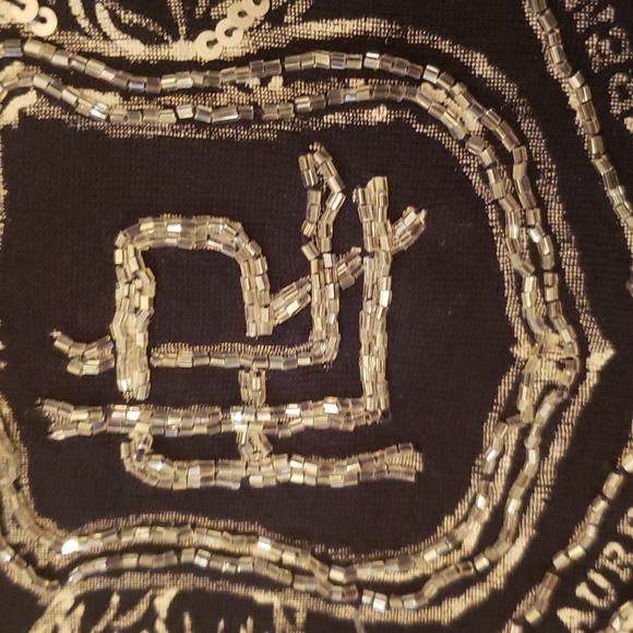 Top - Picture 4 of 7